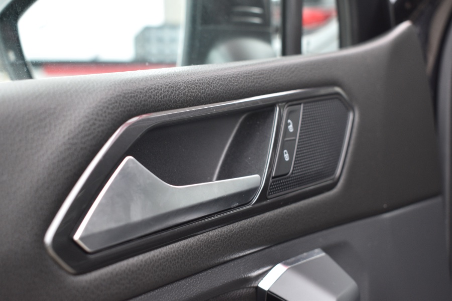 Used Volkswagen Tiguan 2.0T SE 4MOTION 2018 | Hillside Auto Mall Inc.. Jamaica, New York Used Volkswagen Tiguan 2.0T SE 4MOTION 2018 | Hillside Auto Mall Inc.. Jamaica, New York