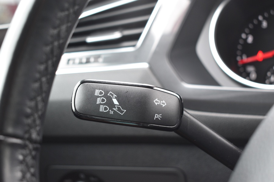 Used Volkswagen Tiguan 2.0T SE 4MOTION 2018 | Hillside Auto Mall Inc.. Jamaica, New York Used Volkswagen Tiguan 2.0T SE 4MOTION 2018 | Hillside Auto Mall Inc.. Jamaica, New York