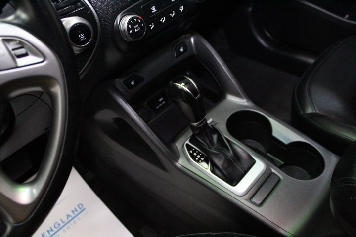 Used Hyundai Tucson AWD 4dr SE 2015 | New England Auto Sales LLC. Plainville, Connecticut Used Hyundai Tucson AWD 4dr SE 2015 | New England Auto Sales LLC. Plainville, Connecticut