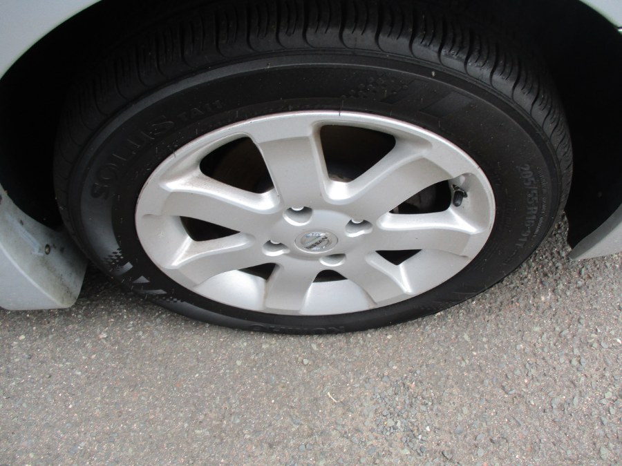 Used Nissan Sentra 4dr Sdn I4 CVT 2.0 SR 2012 | Cos Central Auto. Meriden, Connecticut Used Nissan Sentra 4dr Sdn I4 CVT 2.0 SR 2012 | Cos Central Auto. Meriden, Connecticut