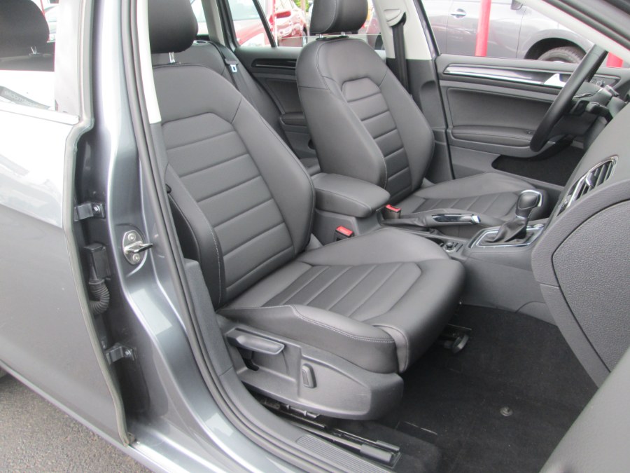 2016 Volkswagen Golf SportWagen 4dr Auto TSI S, available for sale in Levittown, Pennsylvania | Levittown Auto. Levittown, Pennsylvania 2016 Volkswagen Golf SportWagen 4dr Auto TSI S, available for sale in Levittown, Pennsylvania | Levittown Auto. Levittown, Pennsylvania