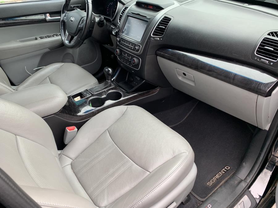 Used Kia Sorento AWD 4dr V6 SX 2014 | Dealertown Auto Wholesalers. Milford, Connecticut Used Kia Sorento AWD 4dr V6 SX 2014 | Dealertown Auto Wholesalers. Milford, Connecticut