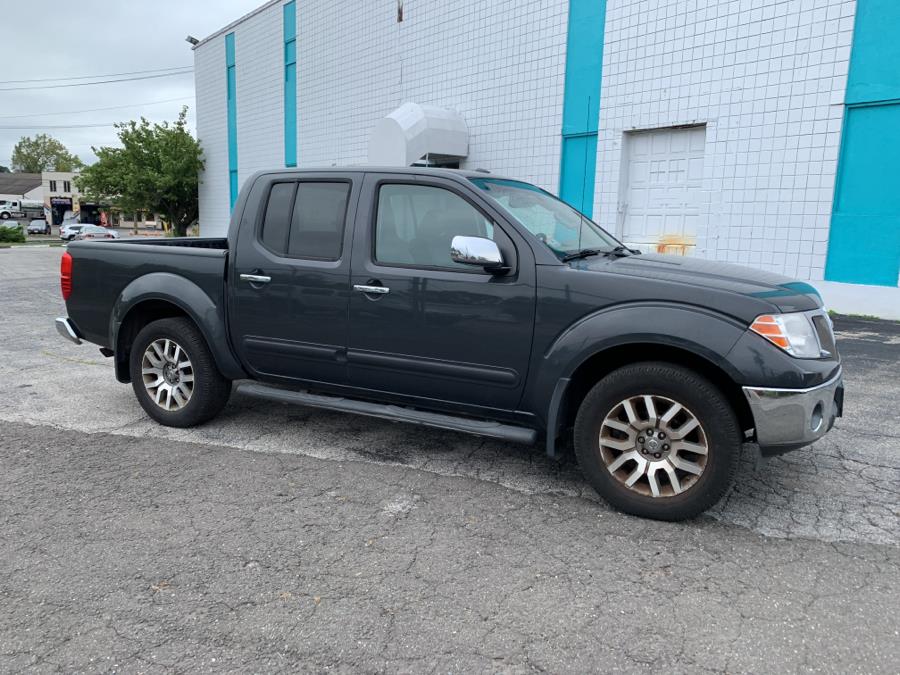 Used Nissan Frontier 4WD Crew Cab SWB Auto SLL 2013 | Dealertown Auto Wholesalers. Milford, Connecticut Used Nissan Frontier 4WD Crew Cab SWB Auto SLL 2013 | Dealertown Auto Wholesalers. Milford, Connecticut
