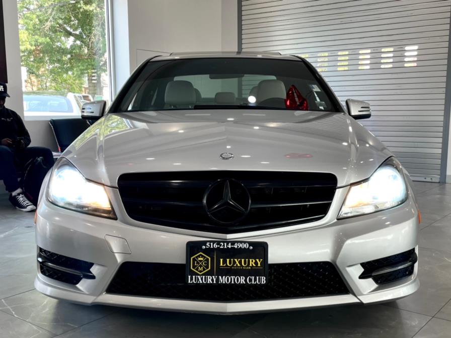 Used Mercedes-Benz C-Class 4dr Sdn C300 Sport 4MATIC 2014 | Luxury Motor Club. Franklin Square, New York Used Mercedes-Benz C-Class 4dr Sdn C300 Sport 4MATIC 2014 | Luxury Motor Club. Franklin Square, New York