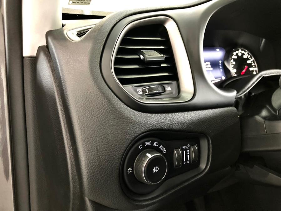 Used Jeep Renegade Limited 4x4 2018 | Luxury Motor Club. Franklin Square, New York Used Jeep Renegade Limited 4x4 2018 | Luxury Motor Club. Franklin Square, New York