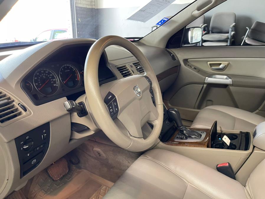 2006 Volvo XC90 2.5L Turbo Auto w/Sunroof/3rd Row, available for sale in Garden Grove, California | U Save Auto Auction. Garden Grove, California 2006 Volvo XC90 2.5L Turbo Auto w/Sunroof/3rd Row, available for sale in Garden Grove, California | U Save Auto Auction. Garden Grove, California