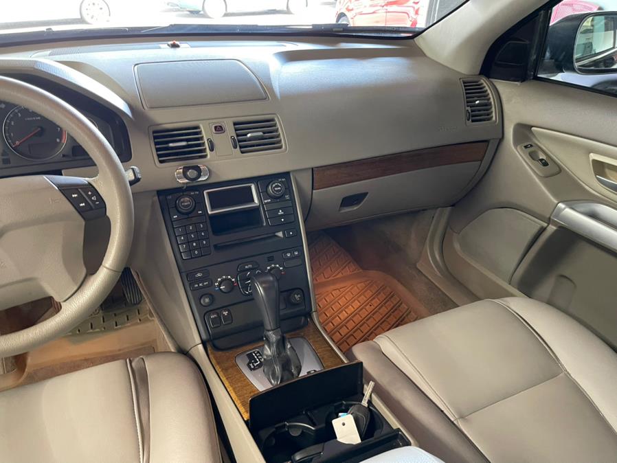 2006 Volvo XC90 2.5L Turbo Auto w/Sunroof/3rd Row, available for sale in Garden Grove, California | U Save Auto Auction. Garden Grove, California 2006 Volvo XC90 2.5L Turbo Auto w/Sunroof/3rd Row, available for sale in Garden Grove, California | U Save Auto Auction. Garden Grove, California