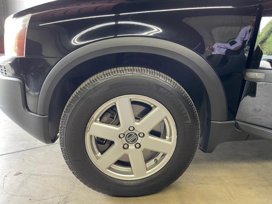 2006 Volvo XC90 2.5L Turbo Auto w/Sunroof/3rd Row, available for sale in Garden Grove, California | U Save Auto Auction. Garden Grove, California 2006 Volvo XC90 2.5L Turbo Auto w/Sunroof/3rd Row, available for sale in Garden Grove, California | U Save Auto Auction. Garden Grove, California