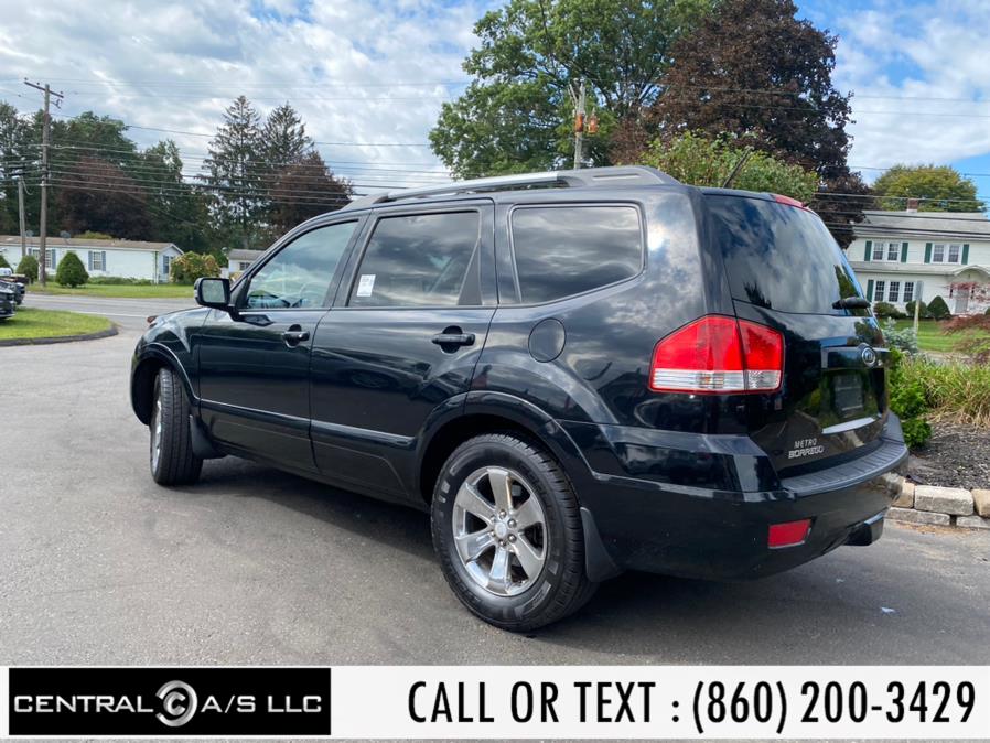 2009 Kia Borrego 4WD 4dr V8 LX, available for sale in East Windsor, Connecticut | Central A/S LLC. East Windsor, Connecticut 2009 Kia Borrego 4WD 4dr V8 LX, available for sale in East Windsor, Connecticut | Central A/S LLC. East Windsor, Connecticut