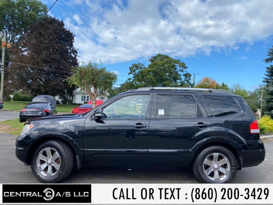 2009 Kia Borrego 4WD 4dr V8 LX, available for sale in East Windsor, Connecticut | Central A/S LLC. East Windsor, Connecticut 2009 Kia Borrego 4WD 4dr V8 LX, available for sale in East Windsor, Connecticut | Central A/S LLC. East Windsor, Connecticut