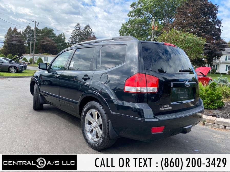 2009 Kia Borrego 4WD 4dr V8 LX, available for sale in East Windsor, Connecticut | Central A/S LLC. East Windsor, Connecticut 2009 Kia Borrego 4WD 4dr V8 LX, available for sale in East Windsor, Connecticut | Central A/S LLC. East Windsor, Connecticut