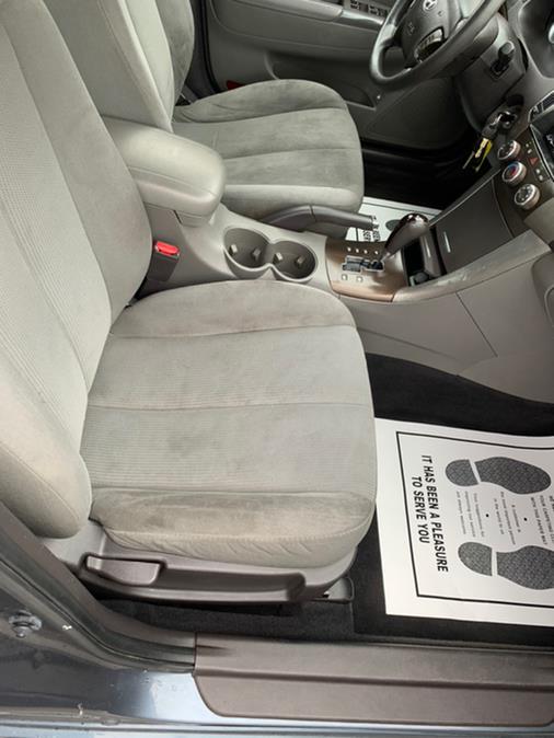 Used Hyundai Sonata 4dr Sdn I4 Auto GLS 2010 | Rt 138 Auto Center Inc . Taunton, Massachusetts Used Hyundai Sonata 4dr Sdn I4 Auto GLS 2010 | Rt 138 Auto Center Inc . Taunton, Massachusetts