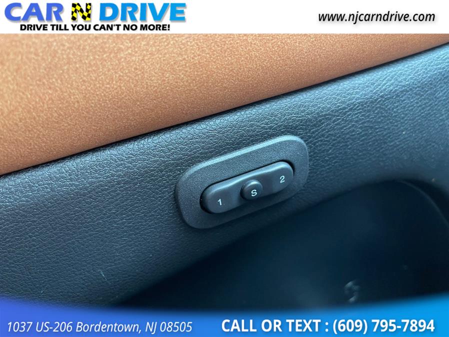 Used Jeep Grand Cherokee Overland 4WD 2011 | Car N Drive. Bordentown, New Jersey Used Jeep Grand Cherokee Overland 4WD 2011 | Car N Drive. Bordentown, New Jersey