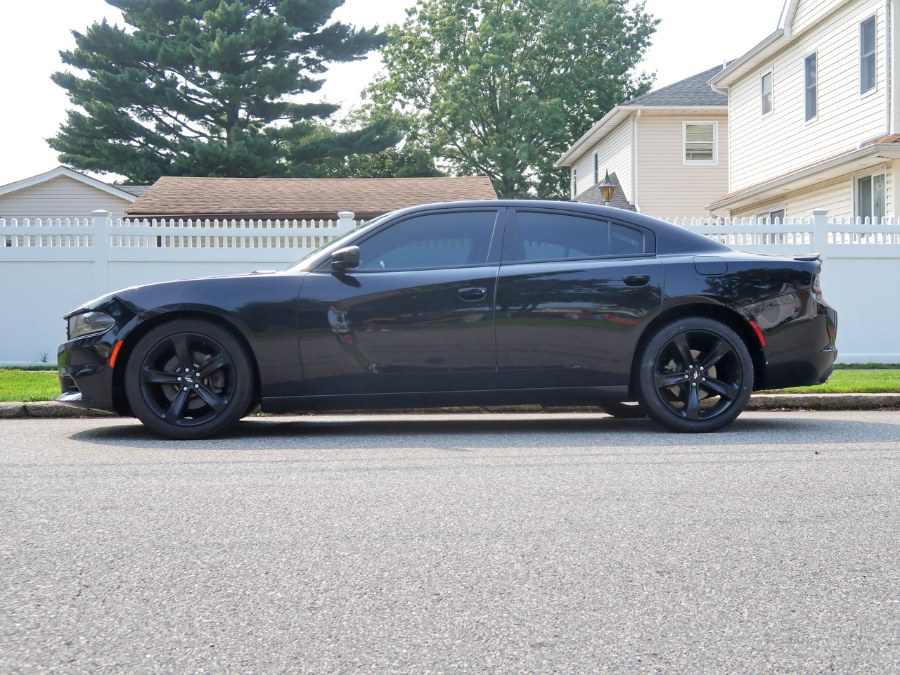 Used Dodge Charger R/T 2017 | Auto Expo Ent Inc.. Great Neck, New York Used Dodge Charger R/T 2017 | Auto Expo Ent Inc.. Great Neck, New York