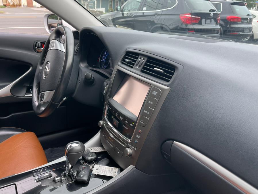 Used Lexus IS 250 4dr Sport Sdn Auto AWD 2013 | Lava Motors 2 Inc. Canton, Connecticut Used Lexus IS 250 4dr Sport Sdn Auto AWD 2013 | Lava Motors 2 Inc. Canton, Connecticut