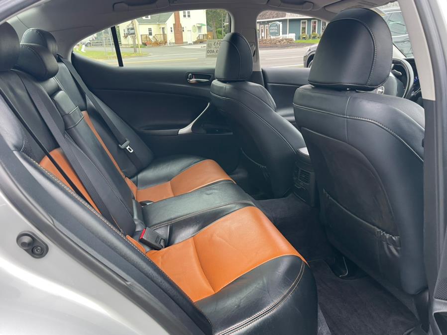 Used Lexus IS 250 4dr Sport Sdn Auto AWD 2013 | Lava Motors 2 Inc. Canton, Connecticut Used Lexus IS 250 4dr Sport Sdn Auto AWD 2013 | Lava Motors 2 Inc. Canton, Connecticut