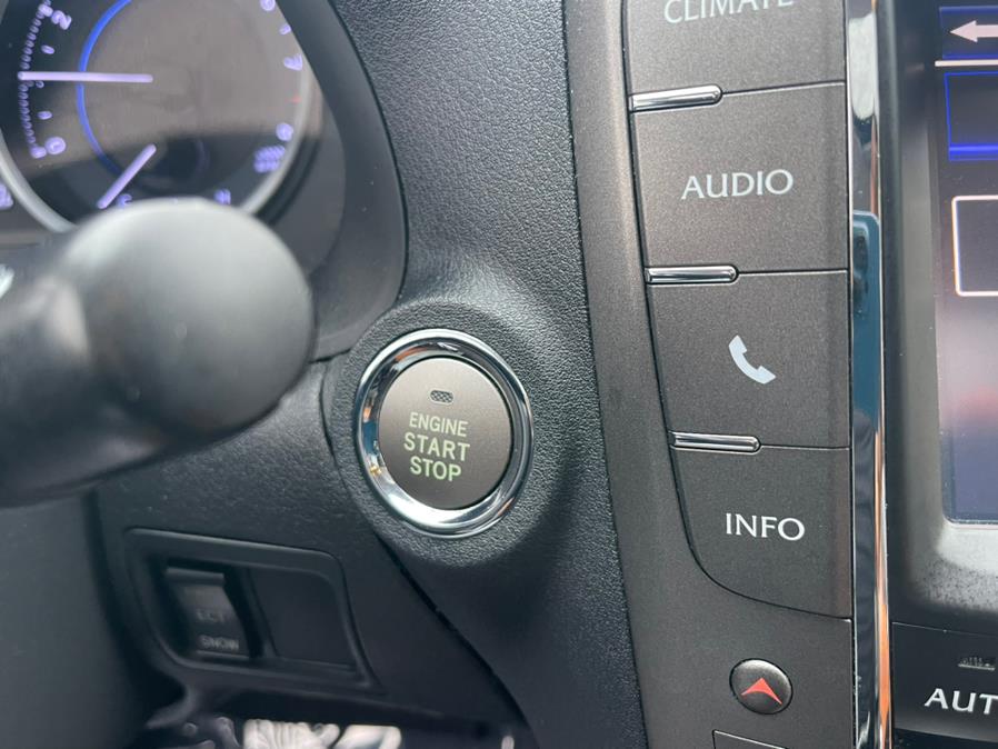 Used Lexus IS 250 4dr Sport Sdn Auto AWD 2013 | Lava Motors 2 Inc. Canton, Connecticut Used Lexus IS 250 4dr Sport Sdn Auto AWD 2013 | Lava Motors 2 Inc. Canton, Connecticut