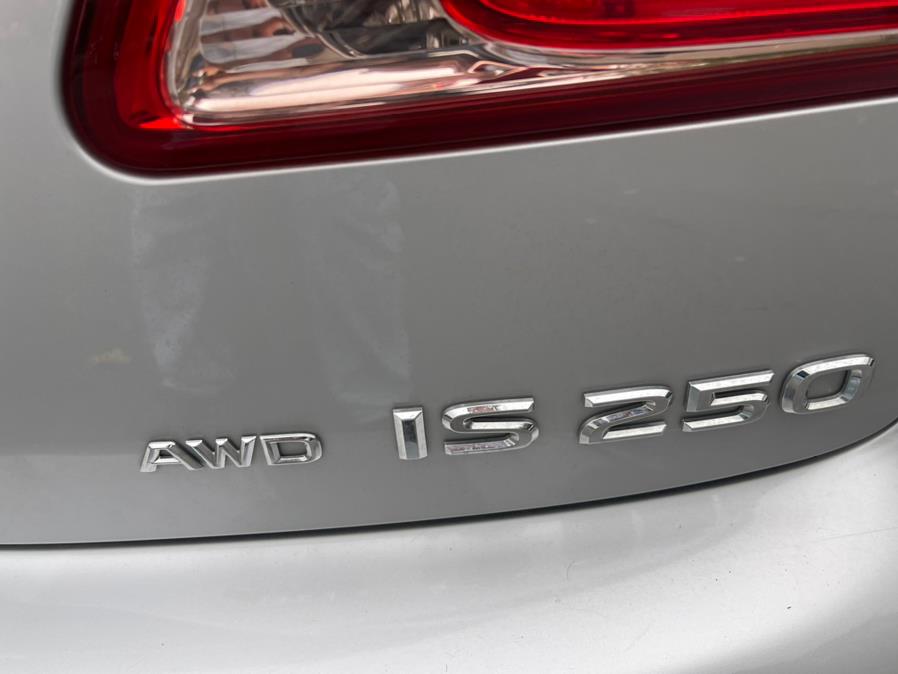 Used Lexus IS 250 4dr Sport Sdn Auto AWD 2013 | Lava Motors 2 Inc. Canton, Connecticut Used Lexus IS 250 4dr Sport Sdn Auto AWD 2013 | Lava Motors 2 Inc. Canton, Connecticut