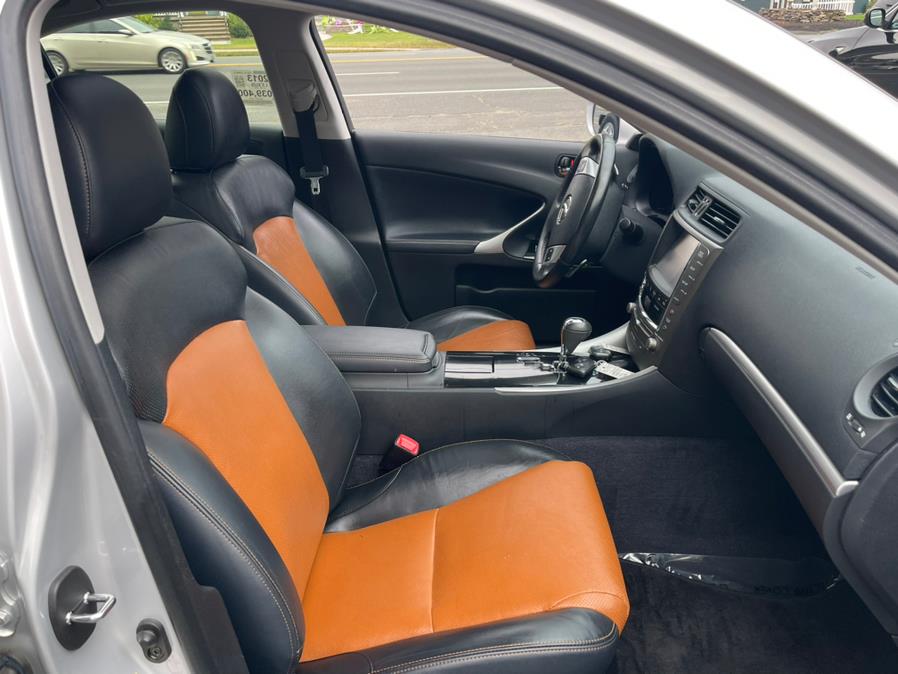 Used Lexus IS 250 4dr Sport Sdn Auto AWD 2013 | Lava Motors 2 Inc. Canton, Connecticut Used Lexus IS 250 4dr Sport Sdn Auto AWD 2013 | Lava Motors 2 Inc. Canton, Connecticut