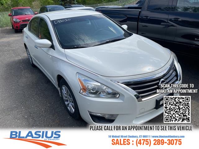 Used Nissan Altima 2.5 S 2015 | Blasius Federal Road. Brookfield, Connecticut Used Nissan Altima 2.5 S 2015 | Blasius Federal Road. Brookfield, Connecticut