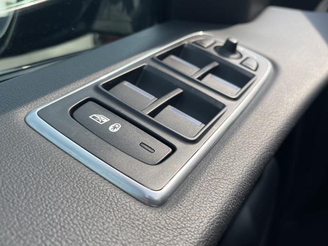 Used Jaguar F-pace 30t R-Sport 2019 | Blasius Federal Road. Brookfield, Connecticut Used Jaguar F-pace 30t R-Sport 2019 | Blasius Federal Road. Brookfield, Connecticut
