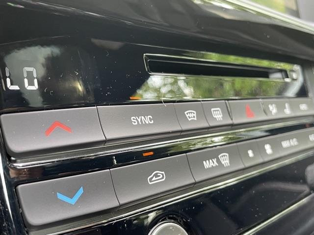 Used Jaguar F-pace 30t R-Sport 2019 | Blasius Federal Road. Brookfield, Connecticut Used Jaguar F-pace 30t R-Sport 2019 | Blasius Federal Road. Brookfield, Connecticut