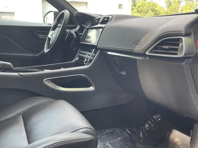 Used Jaguar F-pace 30t R-Sport 2019 | Blasius Federal Road. Brookfield, Connecticut Used Jaguar F-pace 30t R-Sport 2019 | Blasius Federal Road. Brookfield, Connecticut