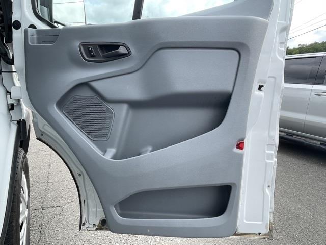 Used Ford Transit-250 Base 2015 | Blasius Federal Road. Brookfield, Connecticut Used Ford Transit-250 Base 2015 | Blasius Federal Road. Brookfield, Connecticut