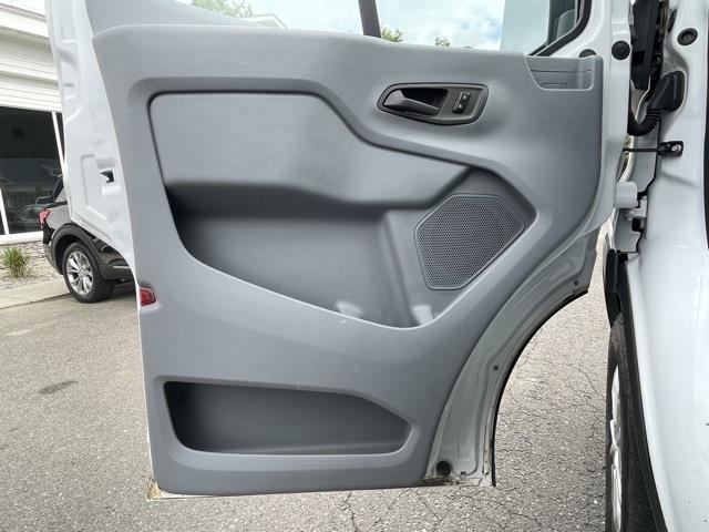 Used Ford Transit-250 Base 2015 | Blasius Federal Road. Brookfield, Connecticut Used Ford Transit-250 Base 2015 | Blasius Federal Road. Brookfield, Connecticut