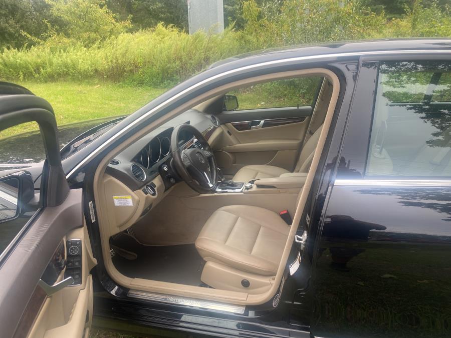 Used Mercedes-Benz C-Class 4dr Sdn C300 Sport 4MATIC 2014 | Vertucci Automotive Inc. Wallingford, Connecticut Used Mercedes-Benz C-Class 4dr Sdn C300 Sport 4MATIC 2014 | Vertucci Automotive Inc. Wallingford, Connecticut