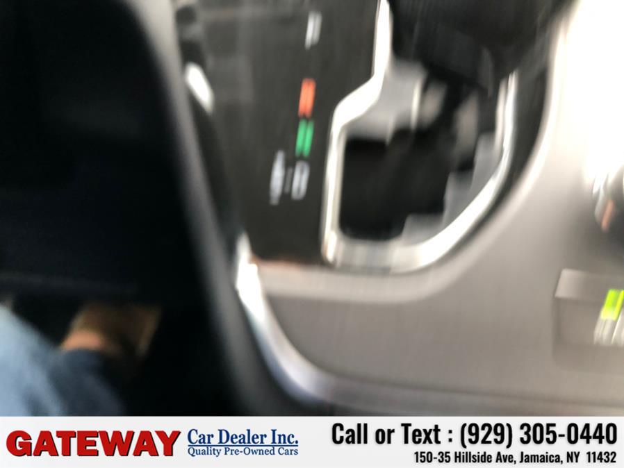 2019 Toyota Sienna SE FWD 8-Passenger (Natl), available for sale in Jamaica, New York | Gateway Car Dealer Inc. Jamaica, New York 2019 Toyota Sienna SE FWD 8-Passenger (Natl), available for sale in Jamaica, New York | Gateway Car Dealer Inc. Jamaica, New York