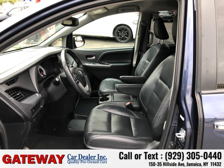 2019 Toyota Sienna SE FWD 8-Passenger (Natl), available for sale in Jamaica, New York | Gateway Car Dealer Inc. Jamaica, New York 2019 Toyota Sienna SE FWD 8-Passenger (Natl), available for sale in Jamaica, New York | Gateway Car Dealer Inc. Jamaica, New York