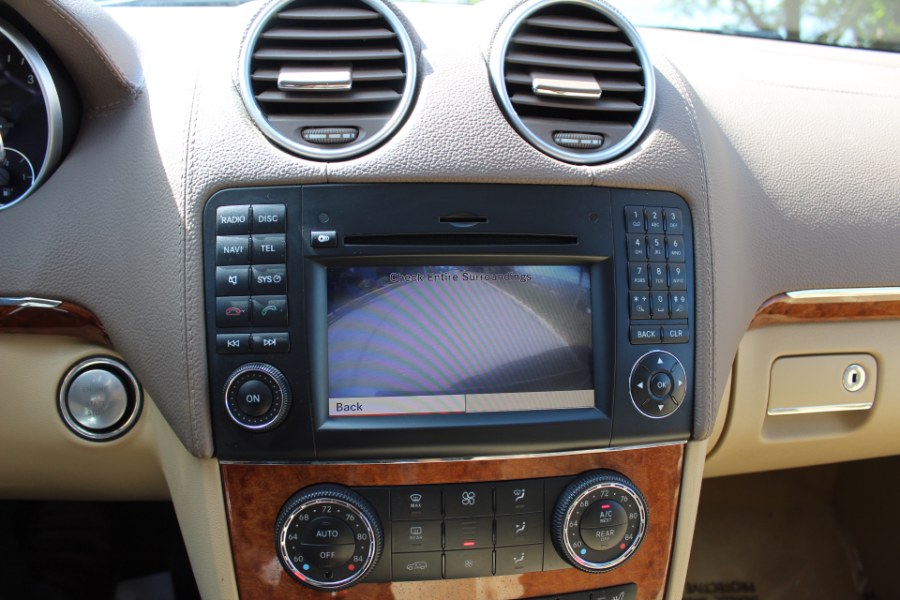 2009 Mercedes-Benz GL-Class 4MATIC 4dr 3.0L BlueTEC, available for sale in Great Neck, New York | Great Neck Car Buyers & Sellers. Great Neck, New York 2009 Mercedes-Benz GL-Class 4MATIC 4dr 3.0L BlueTEC, available for sale in Great Neck, New York | Great Neck Car Buyers & Sellers. Great Neck, New York