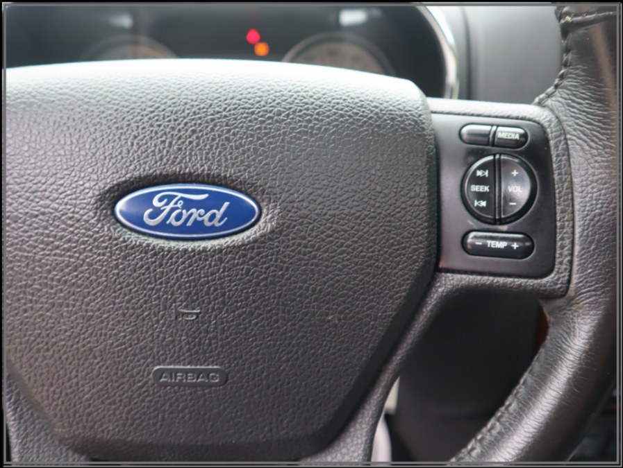 2007 Ford Explorer 4WD 4dr V6 Limited, available for sale in Huntington Station, New York | My Auto Inc.. Huntington Station, New York 2007 Ford Explorer 4WD 4dr V6 Limited, available for sale in Huntington Station, New York | My Auto Inc.. Huntington Station, New York