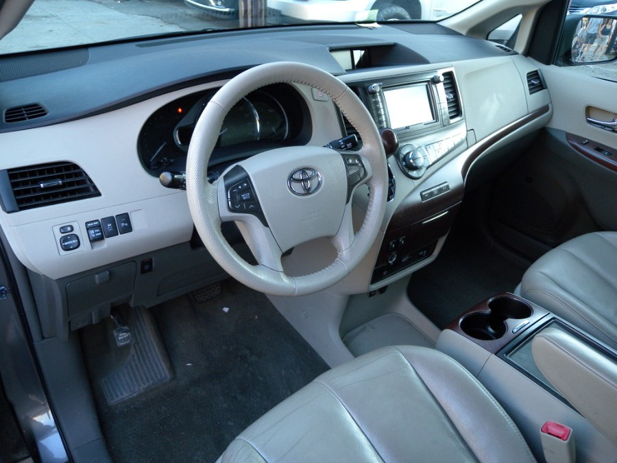 Used Toyota Sienna 5dr 7-Pass Van V6 XLE AWD (Natl) 2012 | Carsbuck Inc.. Brooklyn, New York Used Toyota Sienna 5dr 7-Pass Van V6 XLE AWD (Natl) 2012 | Carsbuck Inc.. Brooklyn, New York