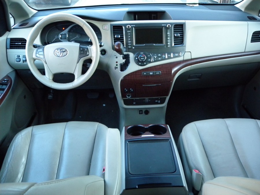 Used Toyota Sienna 5dr 7-Pass Van V6 XLE AWD (Natl) 2012 | Carsbuck Inc.. Brooklyn, New York Used Toyota Sienna 5dr 7-Pass Van V6 XLE AWD (Natl) 2012 | Carsbuck Inc.. Brooklyn, New York