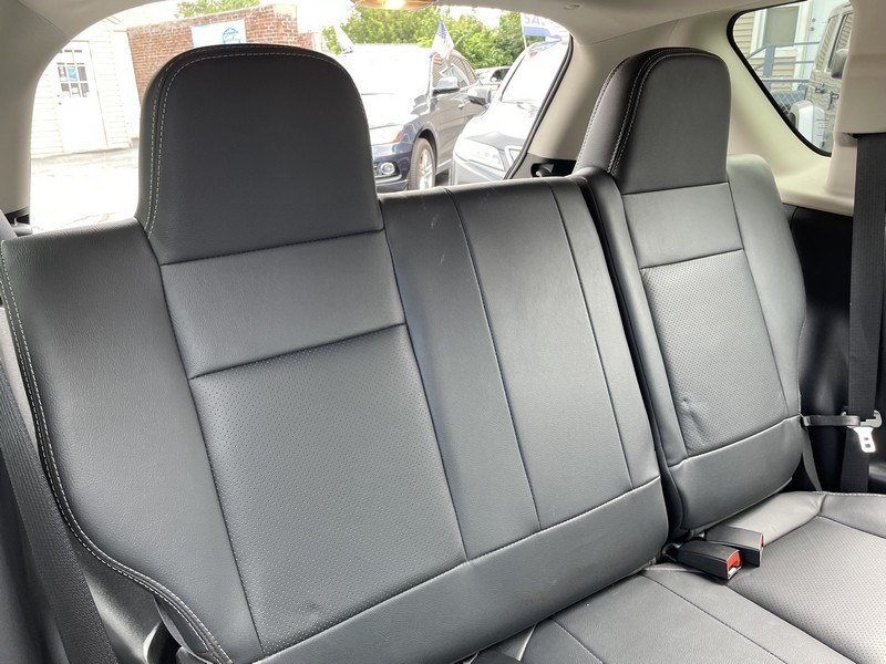 Used Jeep Compass 4WD 4dr Latitude 2016 | Union Street Auto Sales. West Springfield, Massachusetts Used Jeep Compass 4WD 4dr Latitude 2016 | Union Street Auto Sales. West Springfield, Massachusetts