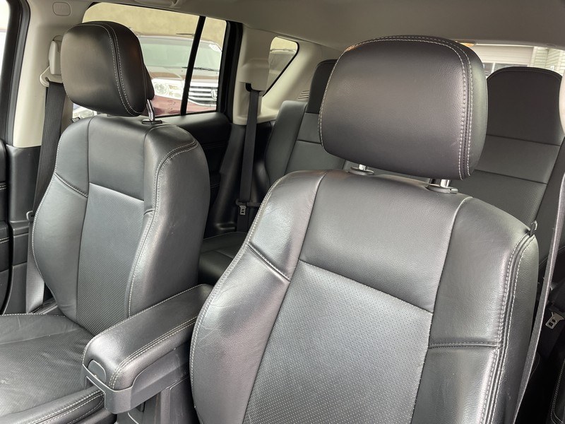 Used Jeep Compass 4WD 4dr Latitude 2016 | Union Street Auto Sales. West Springfield, Massachusetts Used Jeep Compass 4WD 4dr Latitude 2016 | Union Street Auto Sales. West Springfield, Massachusetts