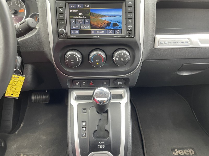 Used Jeep Compass 4WD 4dr Latitude 2016 | Union Street Auto Sales. West Springfield, Massachusetts Used Jeep Compass 4WD 4dr Latitude 2016 | Union Street Auto Sales. West Springfield, Massachusetts