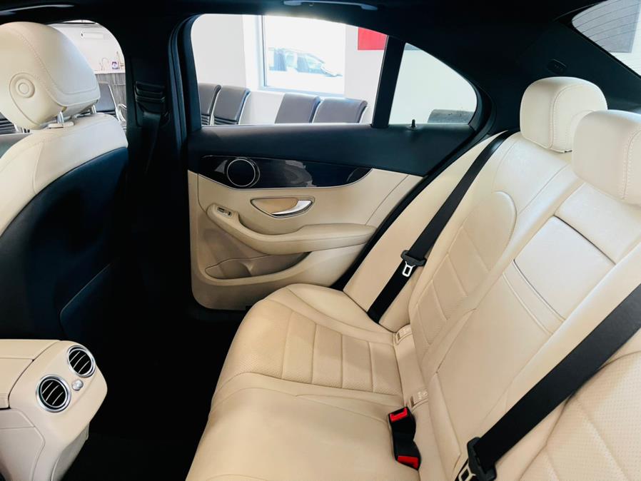 Used Mercedes-Benz C-Class C 300 4MATIC Sedan 2018 | Luxury Motor Club. Franklin Square, New York Used Mercedes-Benz C-Class C 300 4MATIC Sedan 2018 | Luxury Motor Club. Franklin Square, New York