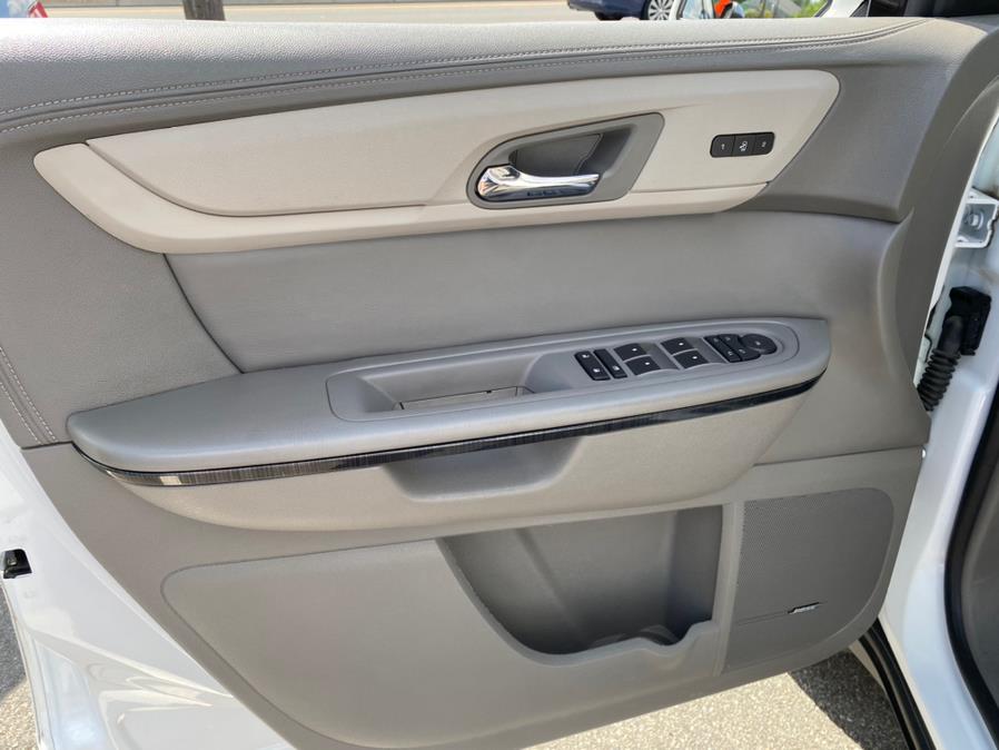 Used Chevrolet Traverse AWD 4dr LTZ 2016 | European Auto Expo. Lodi, New Jersey Used Chevrolet Traverse AWD 4dr LTZ 2016 | European Auto Expo. Lodi, New Jersey