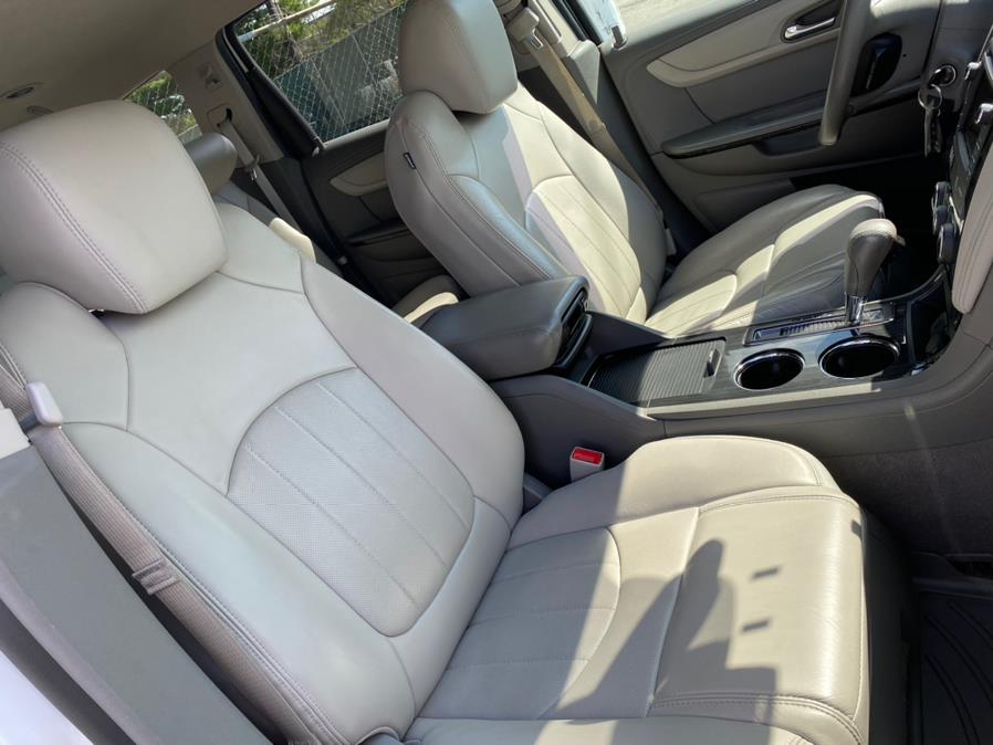 Used Chevrolet Traverse AWD 4dr LTZ 2016 | European Auto Expo. Lodi, New Jersey Used Chevrolet Traverse AWD 4dr LTZ 2016 | European Auto Expo. Lodi, New Jersey