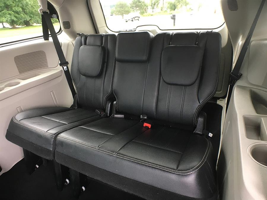 Used Chrysler Town & Country 4dr Wgn Touring 2012 | Smart Buy Auto Sales, LLC. Wallingford, Connecticut Used Chrysler Town & Country 4dr Wgn Touring 2012 | Smart Buy Auto Sales, LLC. Wallingford, Connecticut