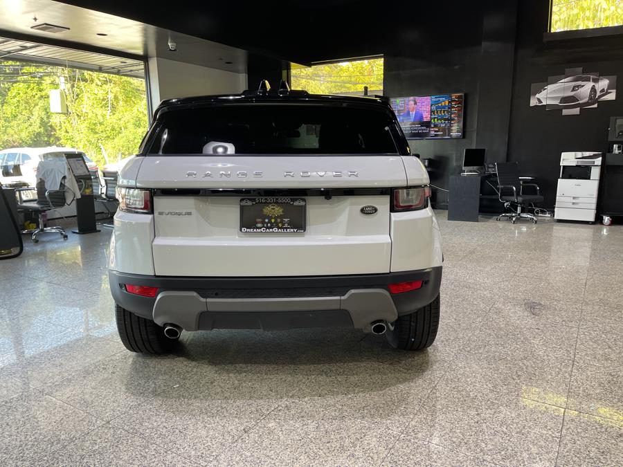 Used Land Rover Range Rover Evoque 5 Door SE Premium 2018 | Dream Car Gallery. Woodbury, New York Used Land Rover Range Rover Evoque 5 Door SE Premium 2018 | Dream Car Gallery. Woodbury, New York