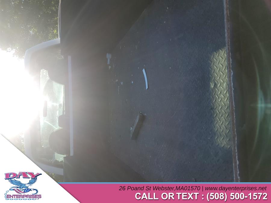 2008 Ford Super Duty F-350 SRW 4WD Reg Cab 137" XL, available for sale in Webster, Massachusetts | Day Enterprises. Webster, Massachusetts 2008 Ford Super Duty F-350 SRW 4WD Reg Cab 137" XL, available for sale in Webster, Massachusetts | Day Enterprises. Webster, Massachusetts