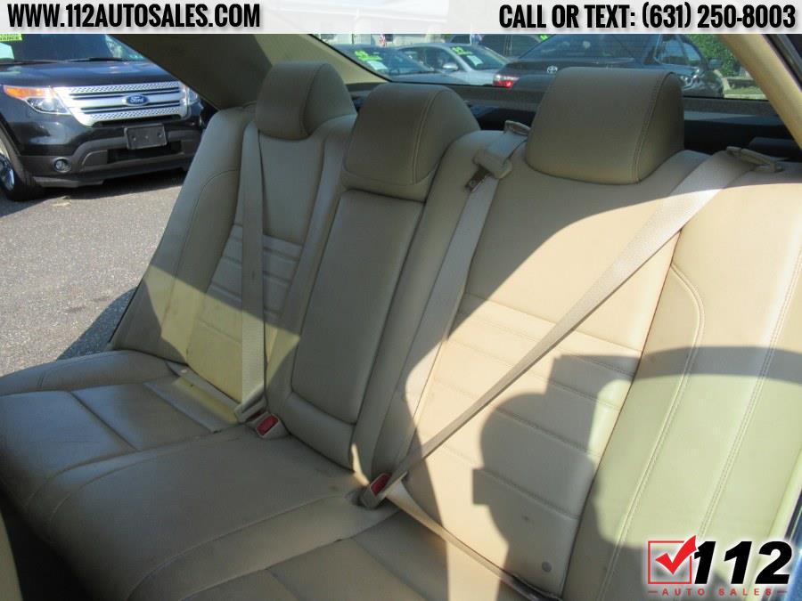 Used Toyota Camry 4dr Sdn I4 Auto XLE (Natl) 2016 | 112 Auto Sales. Patchogue, New York Used Toyota Camry 4dr Sdn I4 Auto XLE (Natl) 2016 | 112 Auto Sales. Patchogue, New York