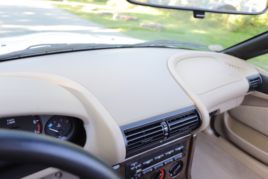 1999 BMW Z3 Z3 2dr Roadster 2.5L, available for sale in North Salem, New York | Meccanic Shop North Inc. North Salem, New York 1999 BMW Z3 Z3 2dr Roadster 2.5L, available for sale in North Salem, New York | Meccanic Shop North Inc. North Salem, New York