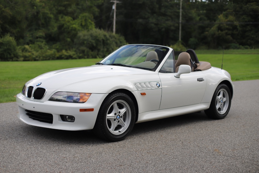 1999 BMW Z3 Z3 2dr Roadster 2.5L, available for sale in North Salem, New York | Meccanic Shop North Inc. North Salem, New York 1999 BMW Z3 Z3 2dr Roadster 2.5L, available for sale in North Salem, New York | Meccanic Shop North Inc. North Salem, New York