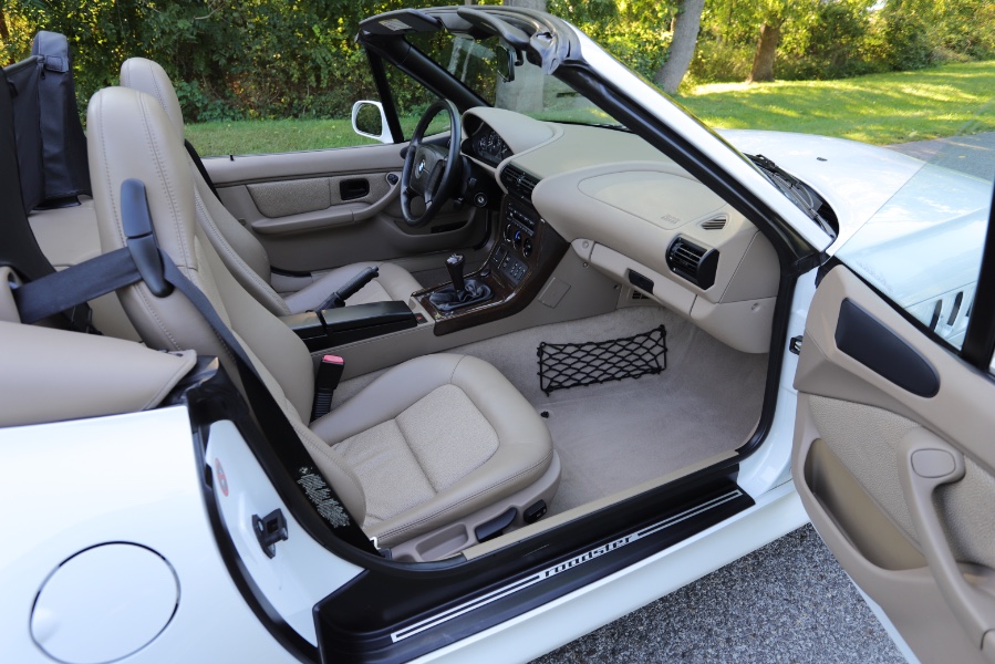 1999 BMW Z3 Z3 2dr Roadster 2.5L, available for sale in North Salem, New York | Meccanic Shop North Inc. North Salem, New York 1999 BMW Z3 Z3 2dr Roadster 2.5L, available for sale in North Salem, New York | Meccanic Shop North Inc. North Salem, New York