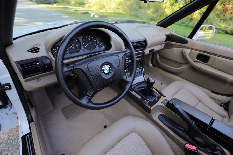 1999 BMW Z3 Z3 2dr Roadster 2.5L, available for sale in North Salem, New York | Meccanic Shop North Inc. North Salem, New York 1999 BMW Z3 Z3 2dr Roadster 2.5L, available for sale in North Salem, New York | Meccanic Shop North Inc. North Salem, New York
